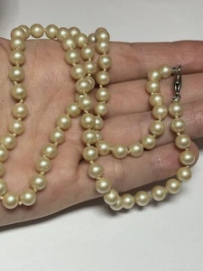 Gargantilla collar vintage años 60 MCM imitación perlas crema anudado cierre elegante I2758 - Imagen 1 de 5