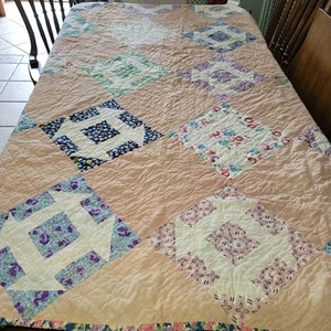 Vintage Handmade Quilt Full QUEEN Twin Bedspread Blanket Farmhouse Cabin 62"X76" - Picture 1 of 9