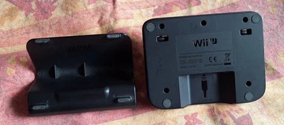 WII U GamePad Cradle + Stand Base di Ricarica Originale Nintendo  - Immagine 1 di 3