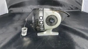 Vintage Shakespeare 200 Spincasting Reel Works - Picture 1 of 7