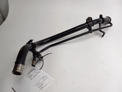 Honda CR-V 2009 cuello de llenado de combustible 25757 Foto 1 de 4