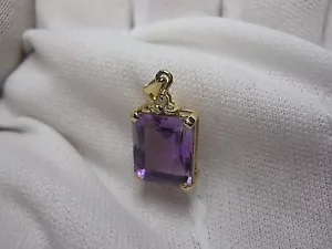 14K 585 emerald cut Amethyst Pendant 3 Diamond accent purple Charm 1.2 g, 10x8mm - Picture 1 of 6