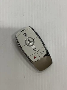 MERCEDES-BENZ GLE GLS SMART KEY FOB KEYLESS ENTRY REMOTE NBGDM4 OEM A1679050704 - Picture 1 of 5