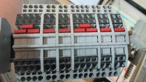 Bloques de terminales WAGO 24-6 AWG 70A 600V IEC 60947-7-1 cantidad 16 - Imagen 1 de 3