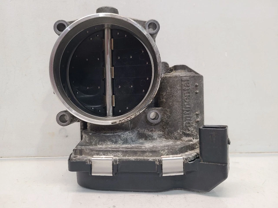 BMW 328XI 2007-13 (3,0 L/AWD) carrocería del acelerador Foto 1 de 4