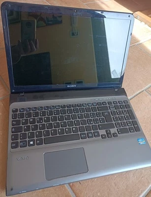 Notebook Sony Vaio 15,6 pollici - SSD Samsung EVO 500gb - ram 8 gb - i5 - Linux - Immagine 1 di 4