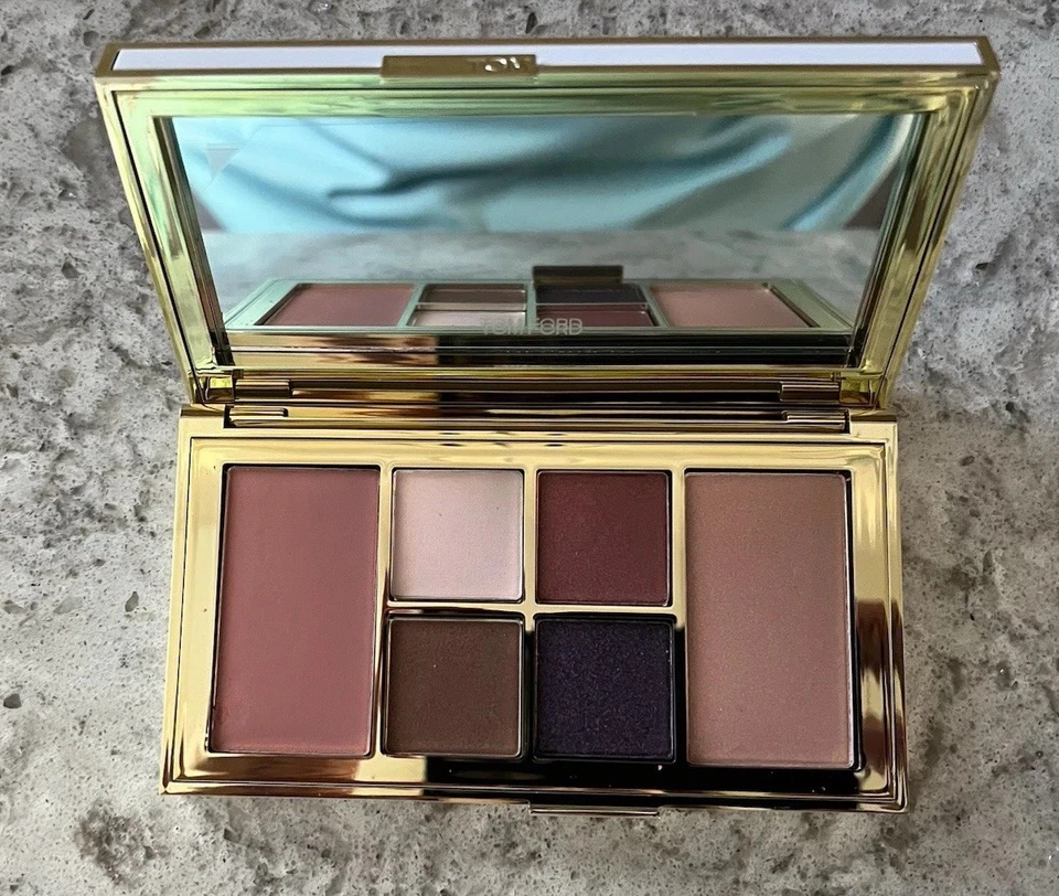 Paleta de ojos y mejillas Tom Ford Soleil 04 violeta argente nueva en caja Foto 1 de 1