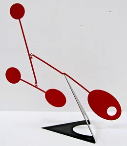 Móvil de escritorio elíptico Ekko Workshop negro y rojo - Imagen 1 de 12