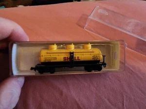 Model Power N Gauge Chemical Tank Car SHELL - Picture 1 of 3