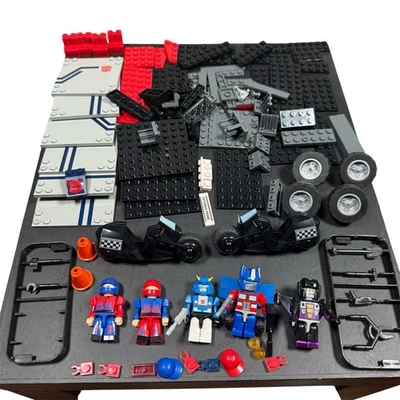 Kre-O Transformers Optimus Prime 30689 Set 5 Mini Figures Incomplete Building - Image 1 of 4