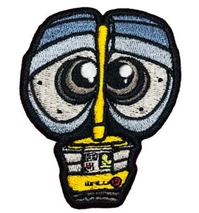 WALL-E EMBROIDERED IRON-ON PATCH ERJURSELF - Picture 1 of 2