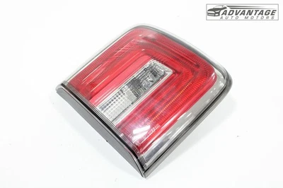 Nissan Armada Y62 2017-2020 luz trasera izquierda interior luz trasera luz trasera OEM Foto 1 de 4