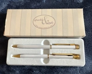 Vintage Avon Sparkle & Style Kugelschreiber und Bleistift Set Weiß & Gold mit Original Box - Bild 1 von 6