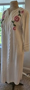 Chenille Floral Bedspread Bath Robe Grandma Core Pink Rose Only Necessities Vtg - Picture 1 of 7