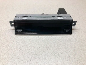 05-09 SUBARU LEGACY OUTBACK DIGITAL CENTER DASH CLOCK OEM 85201AG110 - Bild 1 von 4