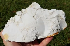 WHITE PRYSTENE PRISTINE ROUGH FROM ITALY GREAT FOR INTARSIA 3LB 5.7OZ - Picture 1 of 7