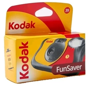 Kodak One Time Use Funsaver 800 Flash Camera 27+12 (39) Exposure (Free Postage) - Picture 1 of 9