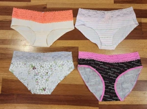 Victoria's Secret Panties 4 PACKS SIZE S - Picture 1 of 2