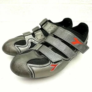 Diadora Fahrrad Rennrad Stollen Schuhe Silber Schwarz Rot Damengröße 7 EUR38 - Bild 1 von 12