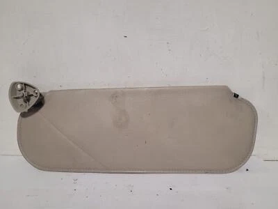 Parasol izquierdo usado se adapta a: camioneta Chevrolet Express 3500 2004 L. vinilo grado C izquierdo Foto 1 de 4