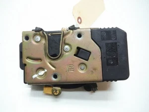 2002 SATURN L100 4DR SEDAN PASSENGER RIGHT FRONT DOOR LOCK ACTUATOR OEM 2001 - Picture 1 of 12