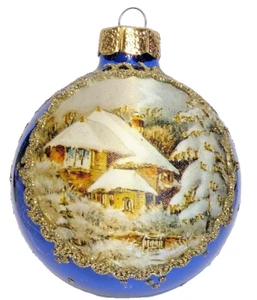 EGGL" Edle SEIDENBILD Weihnachtskugel mit Bordüre-Waldhaus-in Royalblau Ø 8 cm - Bild 1 von 2