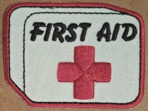 First Aid embroidered Iron on patch - Picture 1 of 2