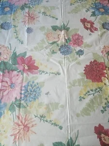 Bloomsbury Floral A Ramm Fabric Chintz Made In England Bees 1.77 Y - Picture 1 of 7
