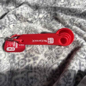 McCormick Red Measuring Spoons Set Plastic Cooking Baking 1 TBS to 1/4 TSP - Picture 1 of 4