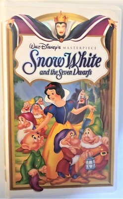 Walt Disney Masterpiece Snow White & The Seven Dwarfs VHS Tape Clamshell Cover - Image 1 of 3