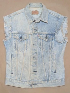 Vintage Levi's Jeansweste Light Wash Trucker CutOff Gr. 40 L Distressed USA ausgefranst - Bild 1 von 22