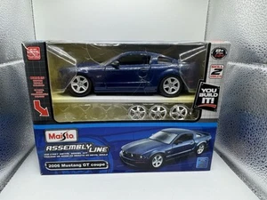 Modellino auto pressofuso Maisto 1:24 Ford Mustang GT 2006 - Foto 1 di 9