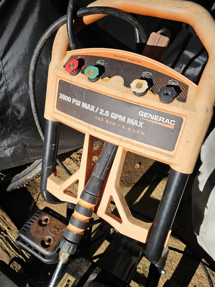 Generac Professional GAS  Power Washer 2800 psi. All 4 Nozzles.  New Carburetor. - Image 1 of 4