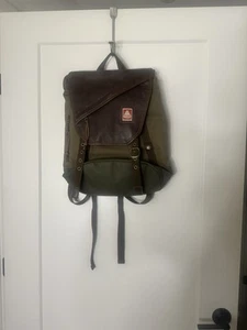 Leather Skip Yowell Collection Ballard in Green Machine JANSPORT - Picture 1 of 8