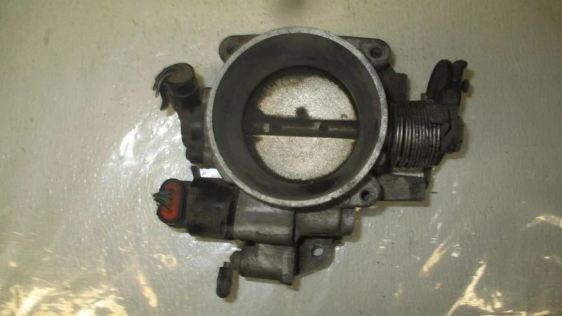 Conjunto de válvula de acelerador del cuerpo del acelerador 3,5 L para Oldsmobile Intrigue 1999 Foto 1 de 2