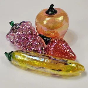 VTG GLASS EYE STUDIO IRIDESCENT Fruit Banana Grapes Apple Strawberr Paperweight  - Picture 1 of 9