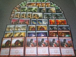 LOTE DE BARAJAS ROJAS Y BLANCAS EXTENDIDAS MTG Magic The Gathering cicatrices SoM RoE bastón de caramelo - Imagen 1 de 1