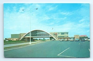1960s OK Postcard Famous Over The Road Glass House Restaurant Vinita Conoco Gas - Picture 1 of 2