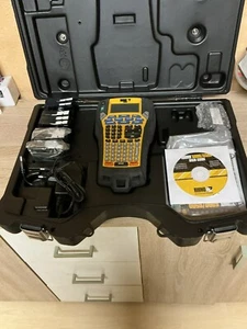 SUPER Drucker zum Markieren von Kabeln und anderen Objekten DYMO Rhino 6000 - Bild 1 von 11