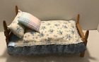 Vintage drewniane łóżko dla lalek Strombecker wykonane na zamówienie dwustronna pościel