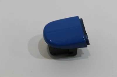 VW UP! Exterior Door Handle End Cap Cornflower Blue LD5C	 5N0839167B - Image 1 of 4