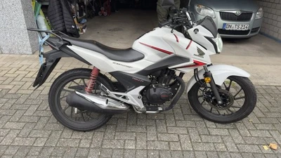 Honda CB125F - Bild 1 von 4