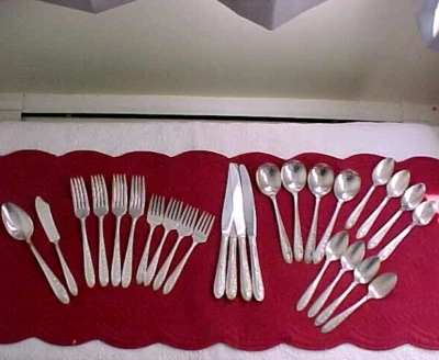 Talheres FLEUR National Company Monarch SilverPlate 26 peças (4 configurações de lugar) - Imagem 1 de 4