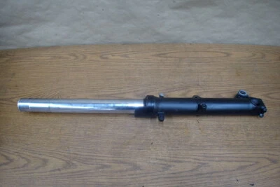 2004 HONDA ST1300 GARFO ESQUERDO - Imagem 1 de 4