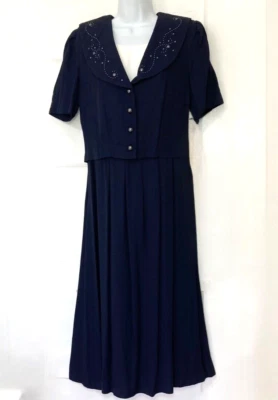 PERIWINKLE VINTAGE MIDNIGHT BLUE  DRESS, STUDDED COLLAR, PLEATED BOTTOM, SIZE 12 Foto 1 de 4