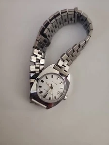timex winding womens watch - Picture 1 of 5
