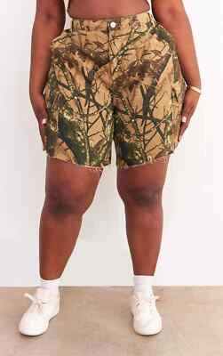 NEW! Womens Size 18 Pretty Little Thing Shorts - Image 1 of 4