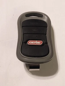 Genie G3T 3 Button Remote tested with clip. - Picture 1 of 4