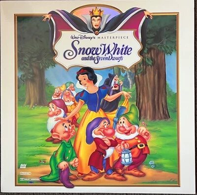 USED SNOW WHITE AND THE SEVEN DWARFS - 1938 LASERDISC PAN & SCAN 1:33 (1524-AS) - Image 1 of 4