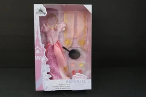Disney Store Classic Puppe RAPUNZEL verworren Zubehörpaket Kleidung Set Outfit NEU - Bild 1 von 4